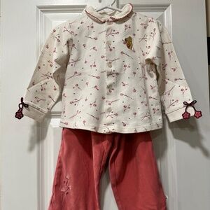 Winnie the Pooh 2 Piece Outfit Set Size 24 months
